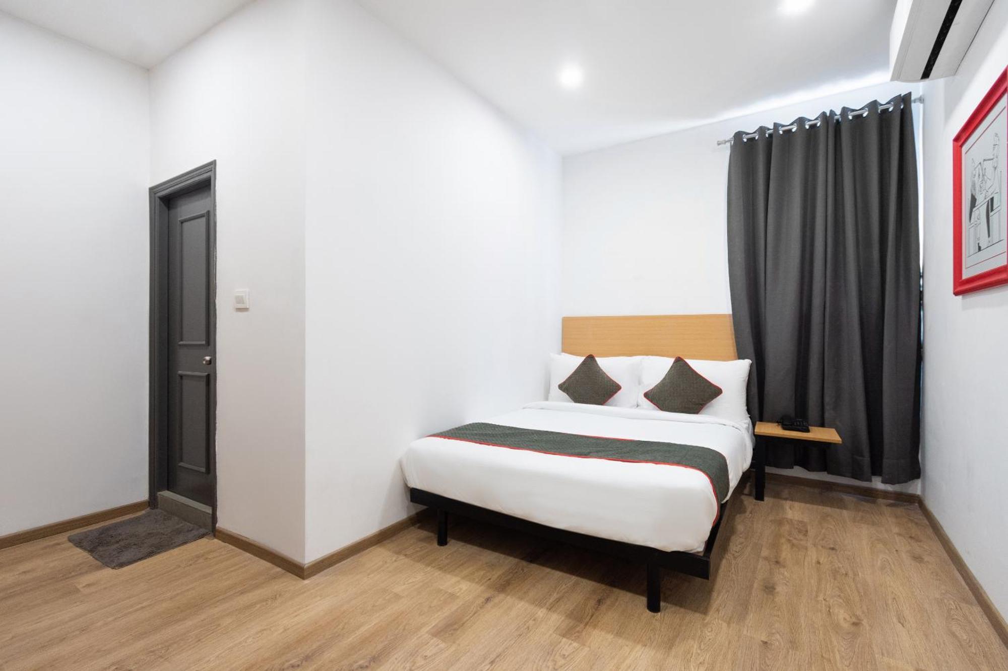 כלכותה Townhouse Hotel Mannat International מראה חיצוני תמונה